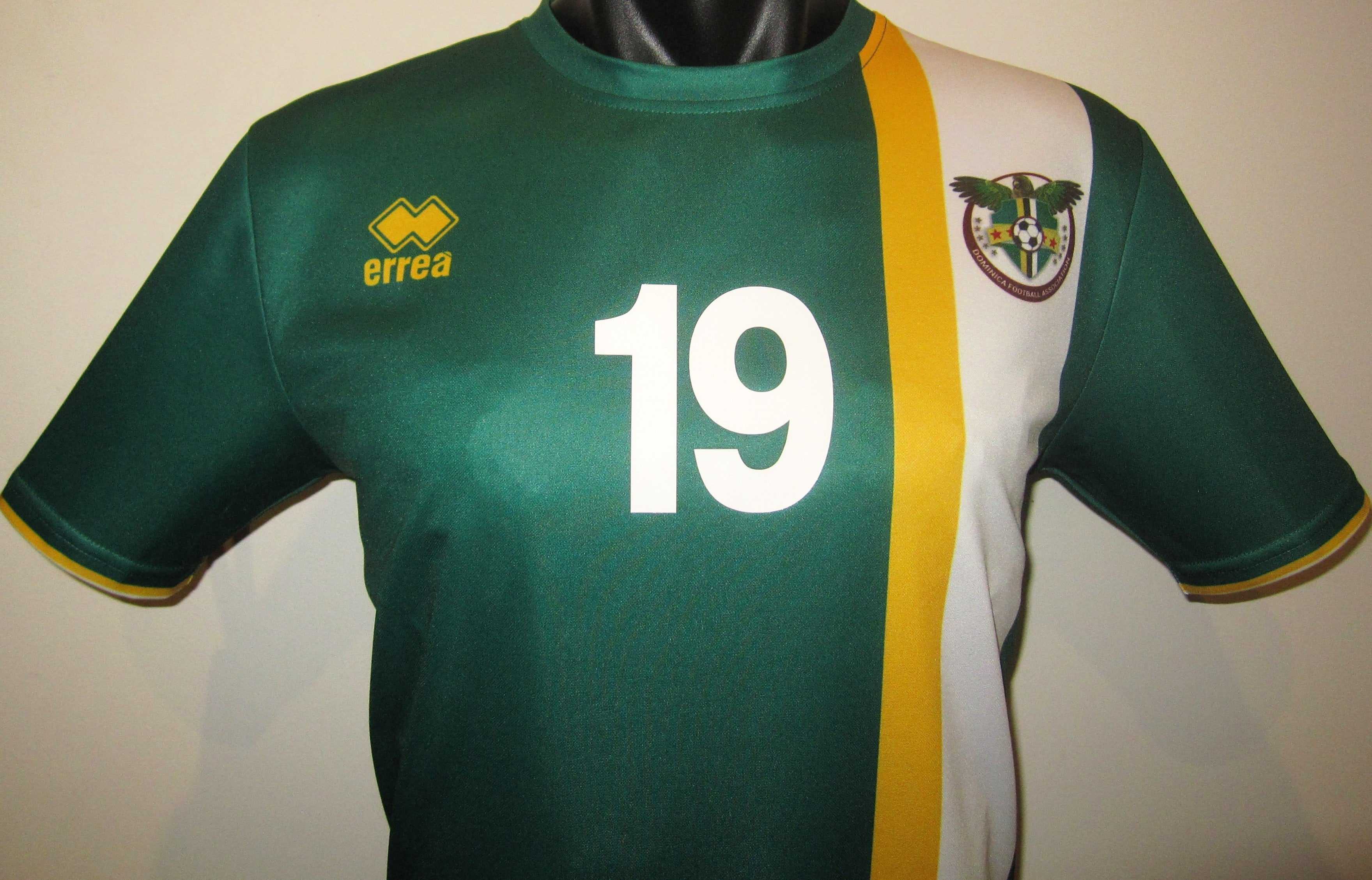 Dominica 2022-23 Home (#19- THOMAS) Jersey/Shirt