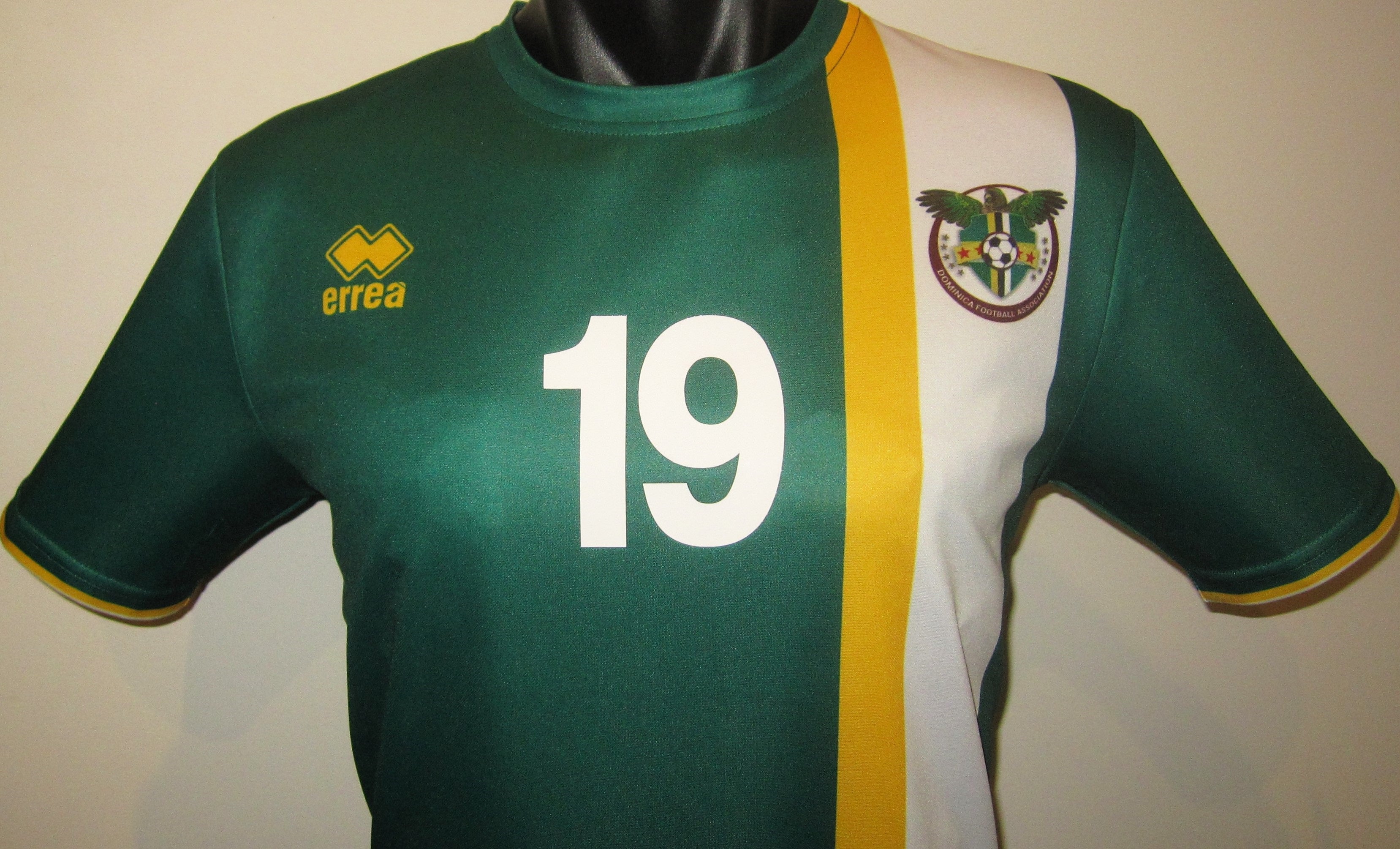 Dominica 2022-23 Home (#19- THOMAS) Jersey/Shirt