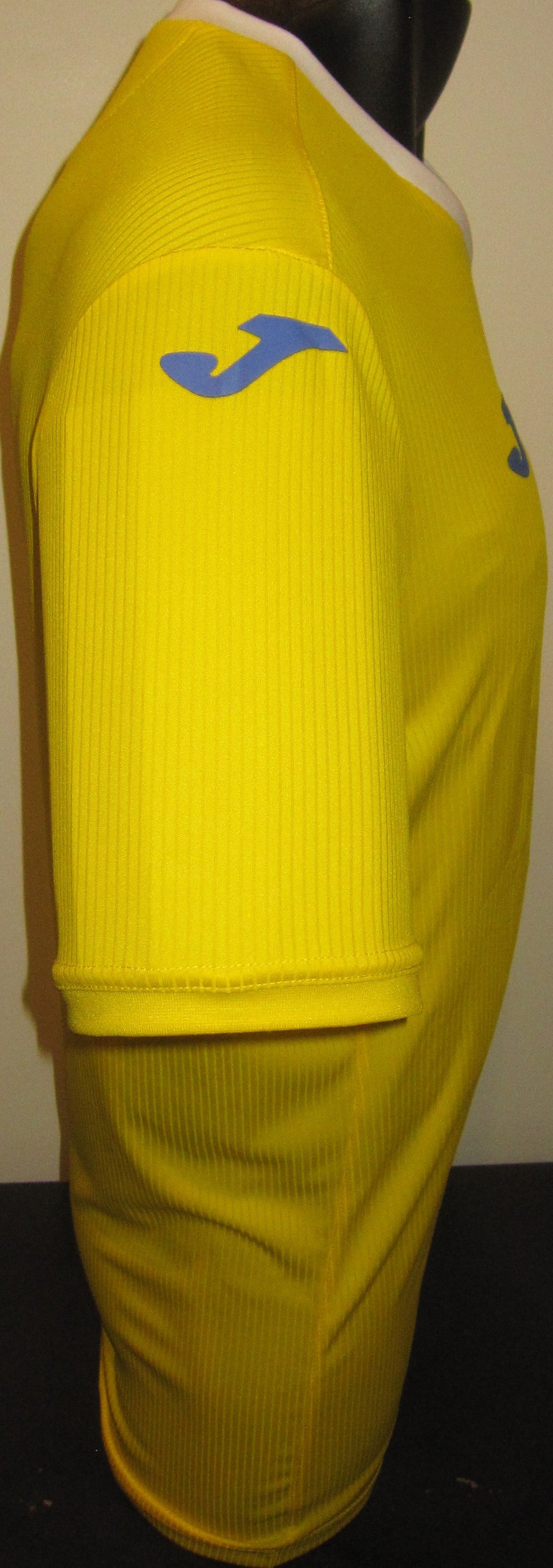 Romania 2021-22 Home Jersey/Shirt