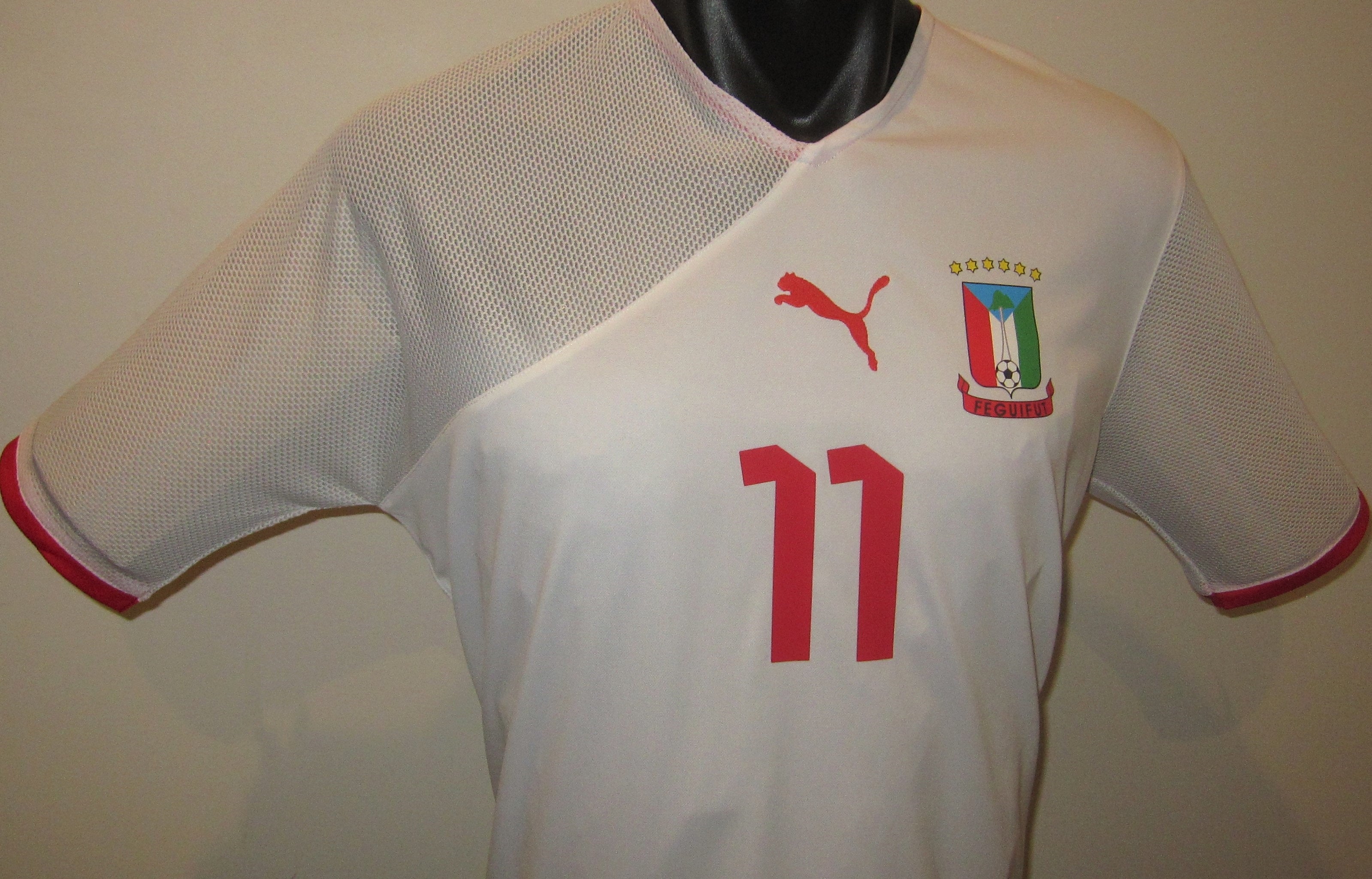 Equatorial Guinea 2012 Away (BALBOA #11) Jersey/Shirt