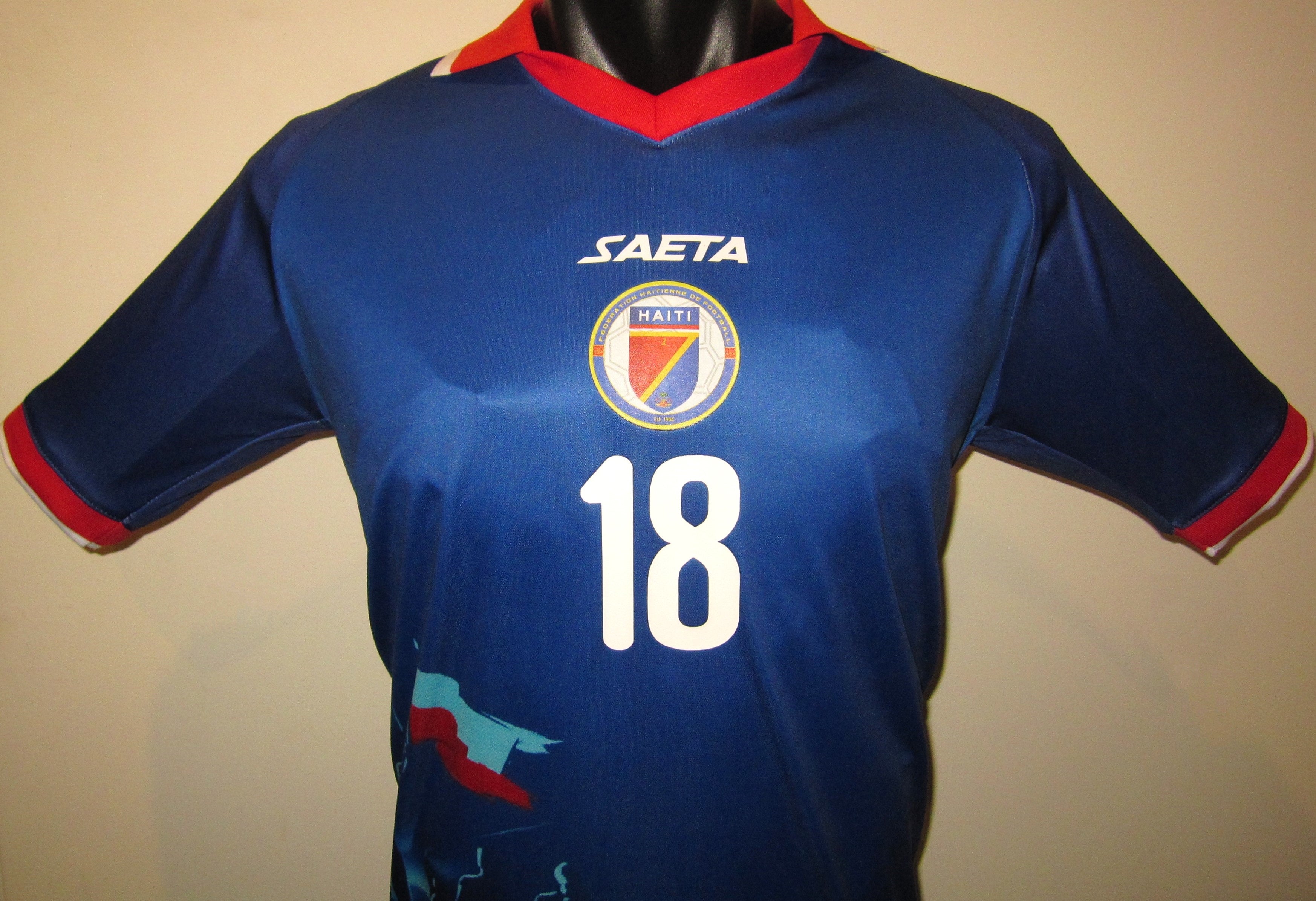 Haiti 2026 Home (ISIDOR #18) Jersey/Shirt