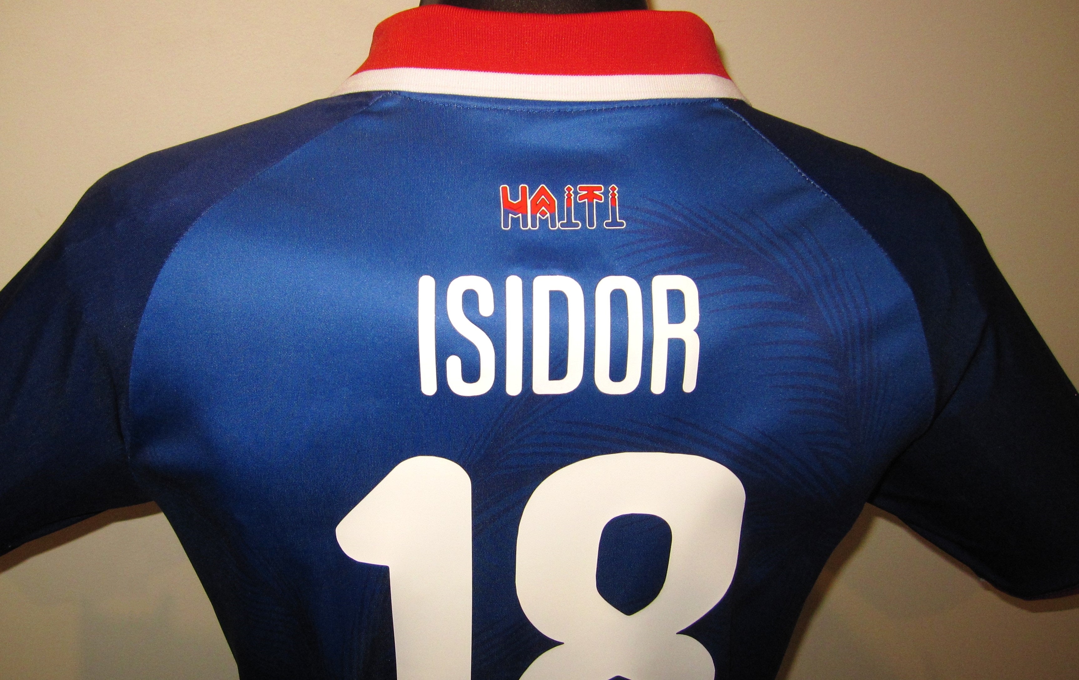 Haiti 2026 Home (ISIDOR #18) Jersey/Shirt