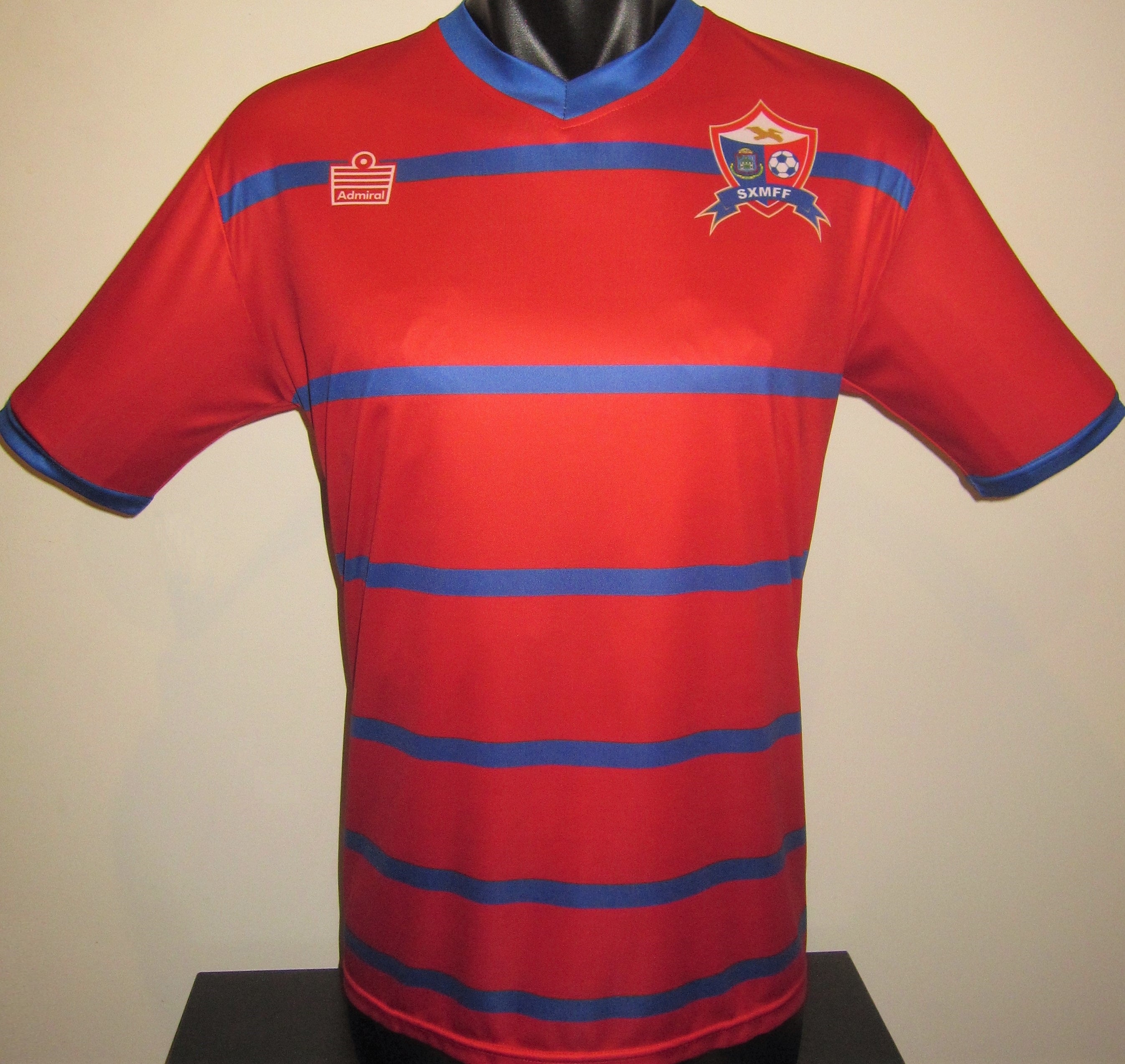 Cuba Red Vintage Soccer Jersey -- Size XL