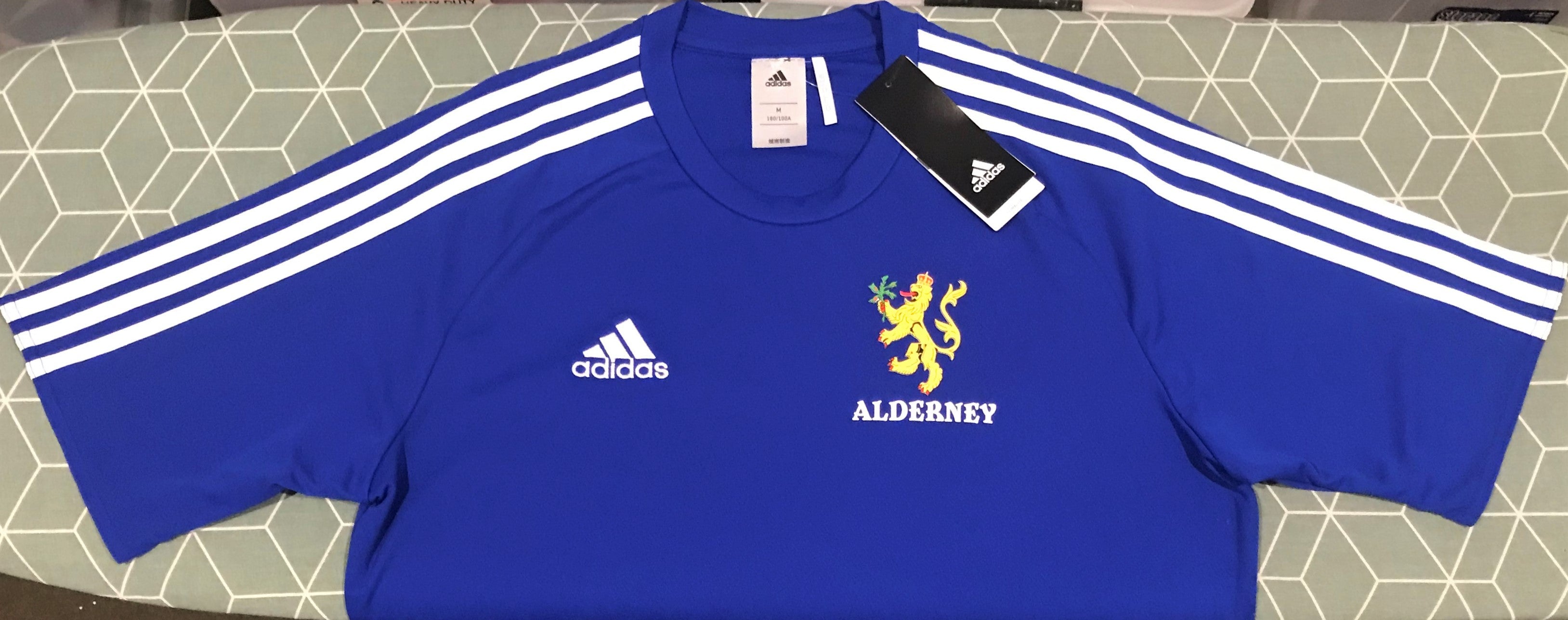 Alderney 2018-19 Home (#8) Jersey/Shirt
