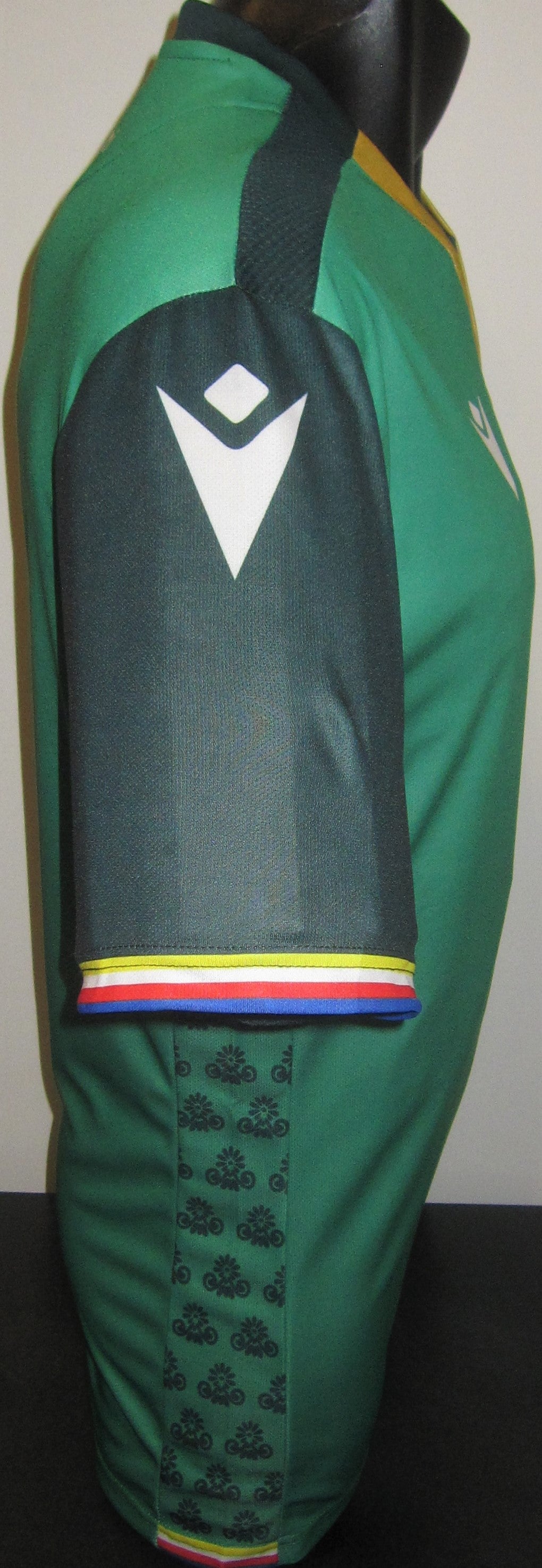 Comoros 2021-22 Home Jersey/Shirt
