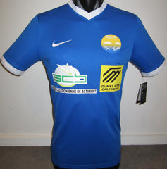 Hienghène Sport 2017-18 Home Jersey/Shirt