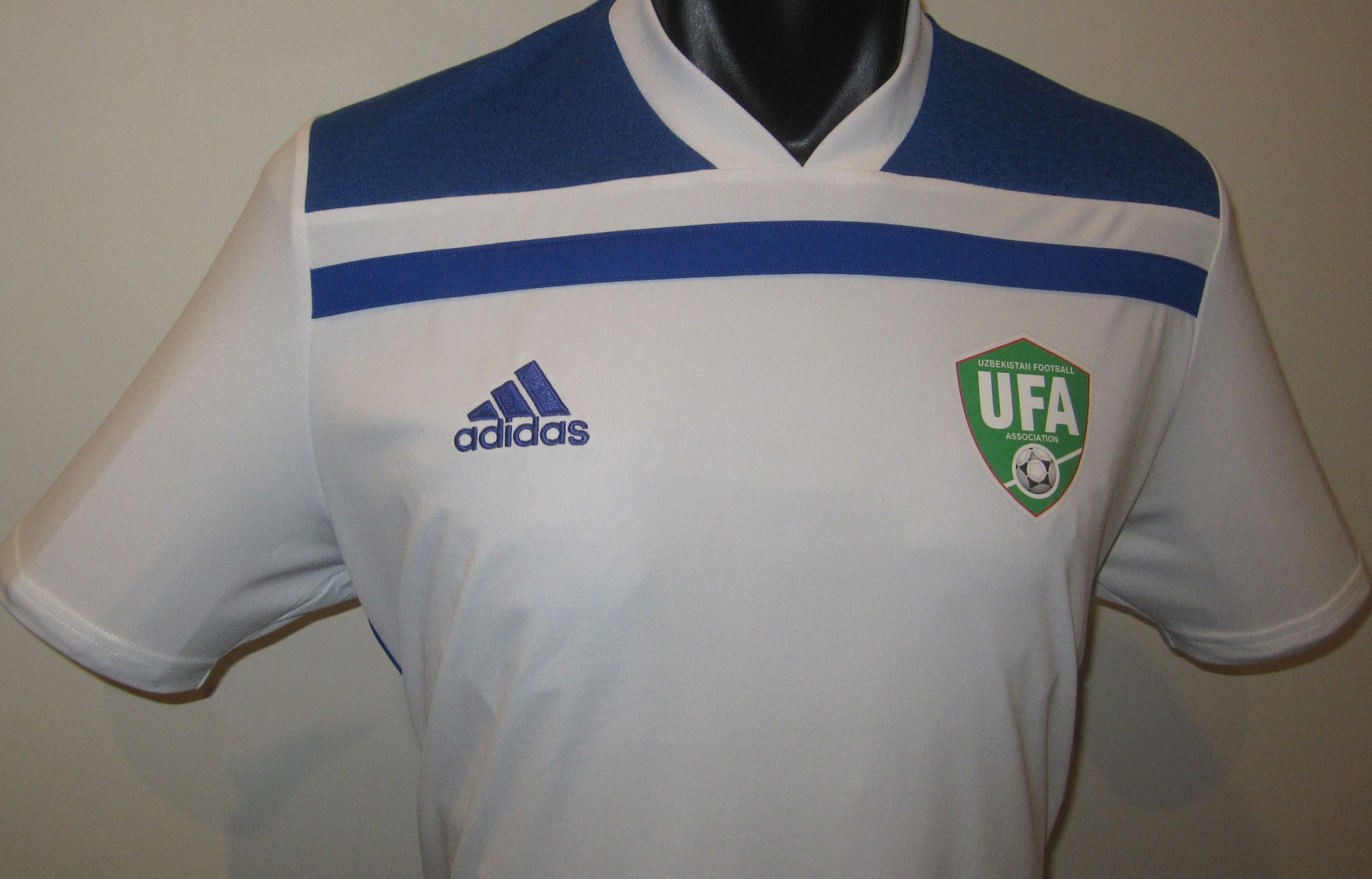 Uzbekistan 2018 Away Jersey/Shirt